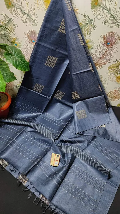 Elegant Kota Viscose Silk Saree with Intricate Square Boota Weave